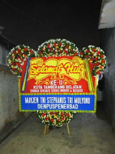 Bunga Papan Congratulation Kacapiring